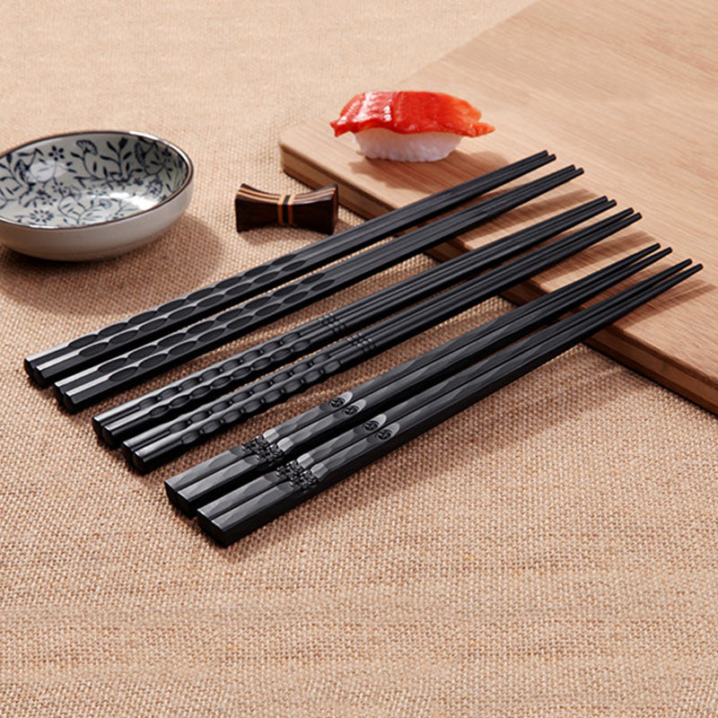 1Pair Reusable chopsticks Chinese chopsticks Alloy Non-Slip Sushi Food sticks Chop Sticks Gift