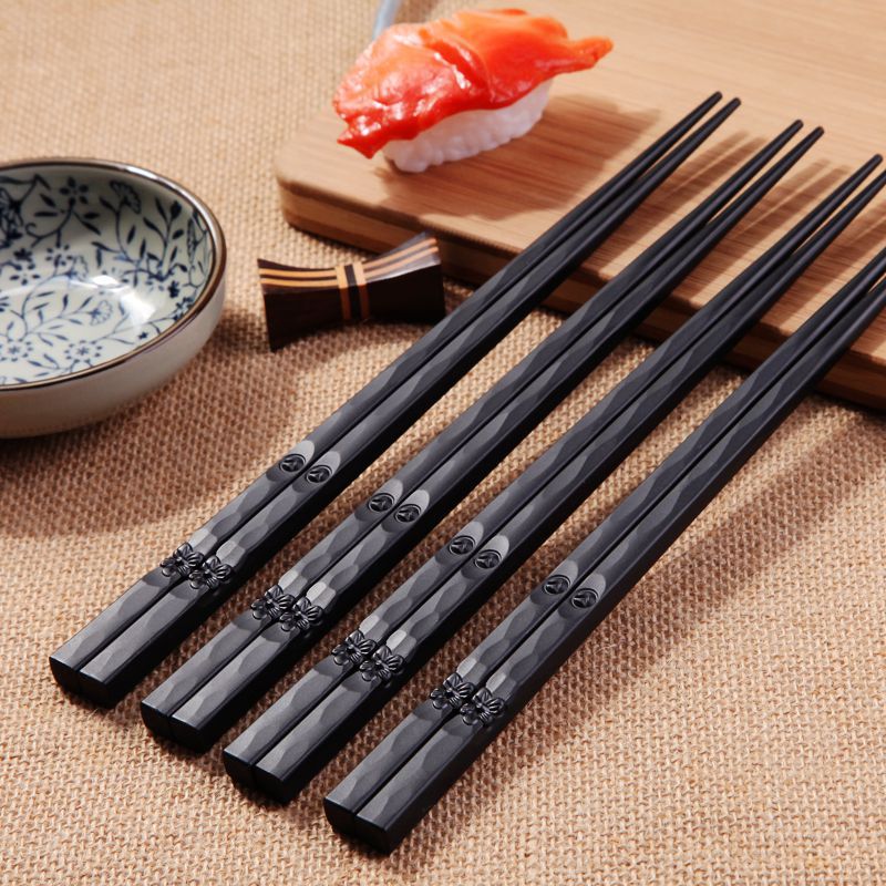 Japanese Chopsticks Alloy Non-Slip Sushi Food Sticks Chop Sticks Chinese Gift Japanese Reusable Chopsticks 1Pair